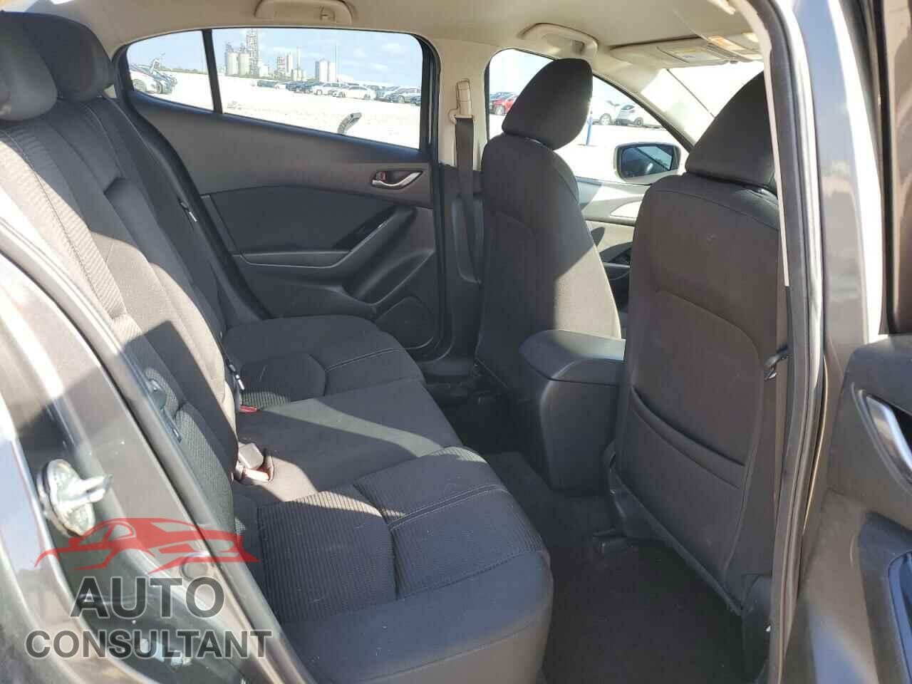 MAZDA 3 2017 - 3MZBN1U7XHM156897