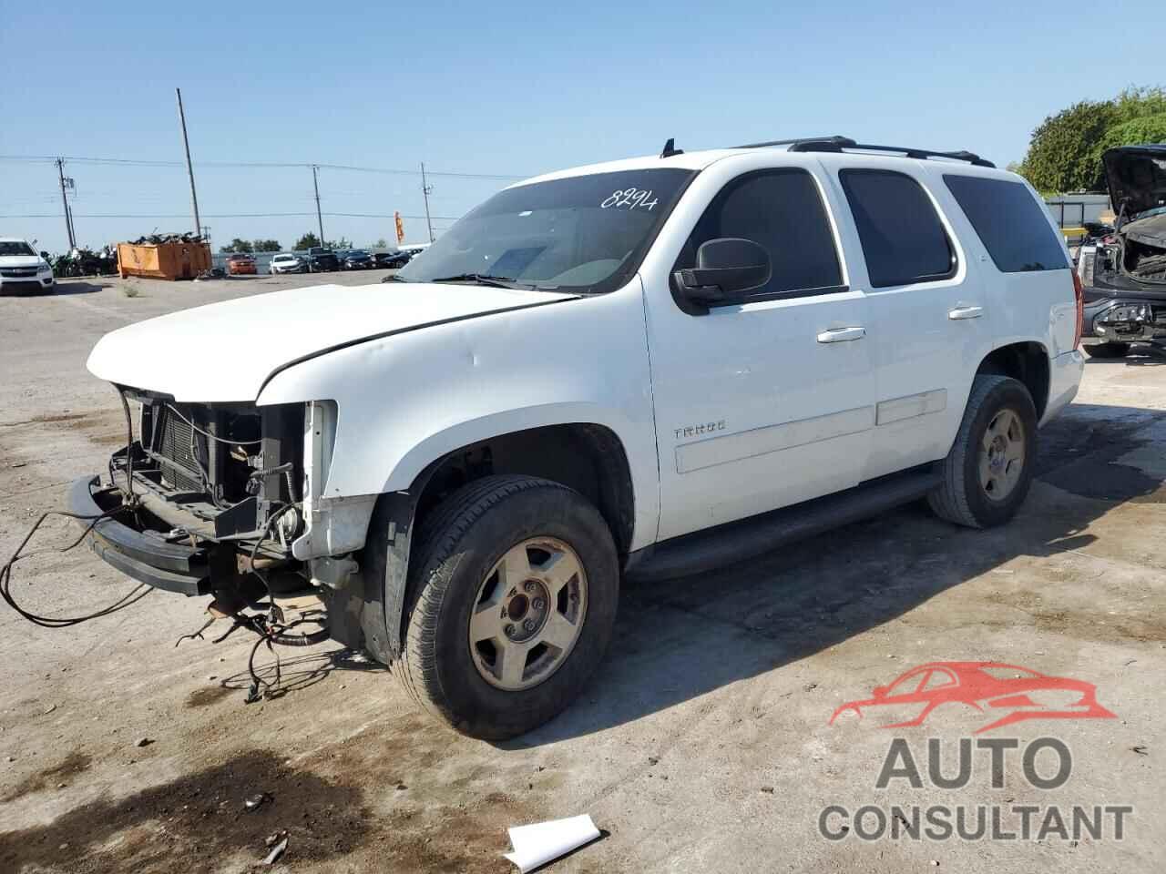 CHEVROLET TAHOE 2011 - 1GNSCBE08BR108294