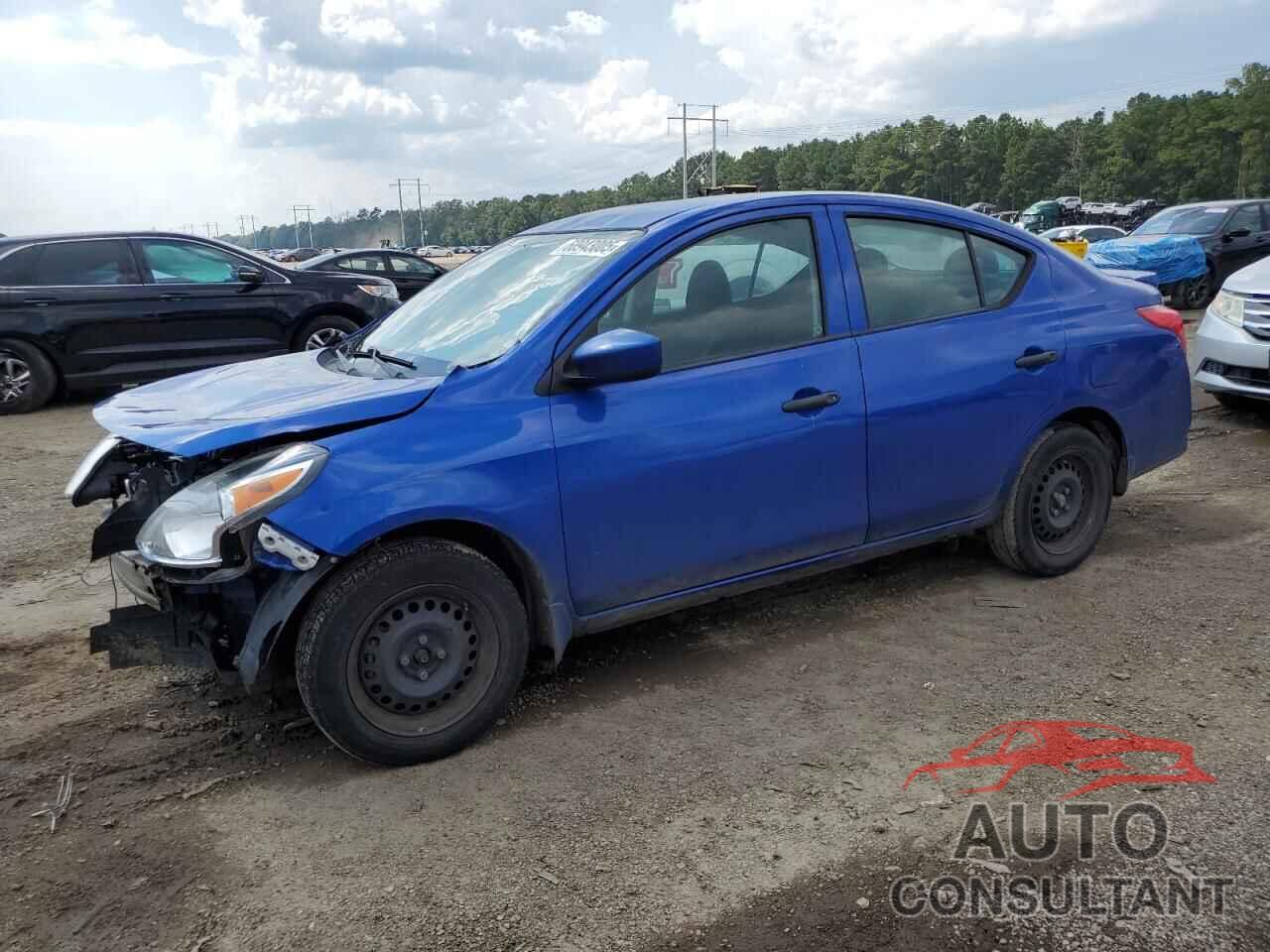 NISSAN VERSA 2017 - 3N1CN7AP8HL847076