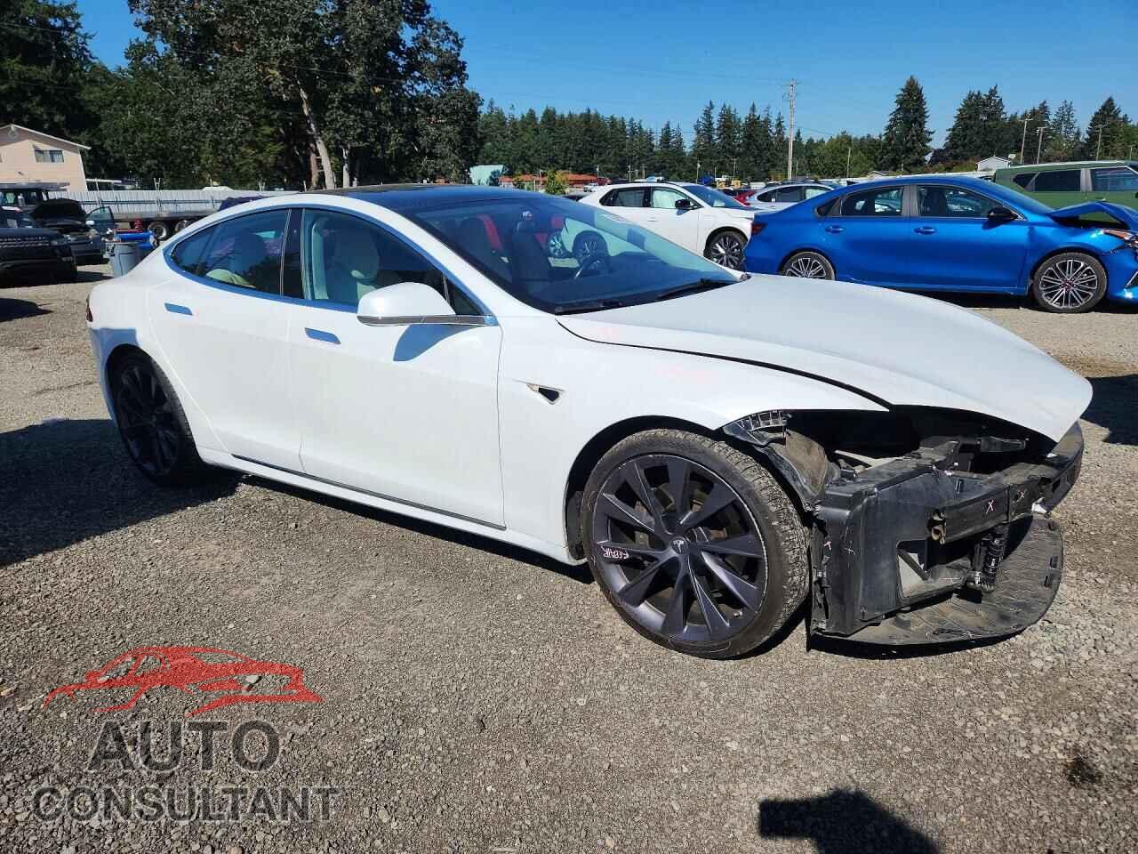 TESLA MODEL S 2019 - 5YJSA1E23KF304109