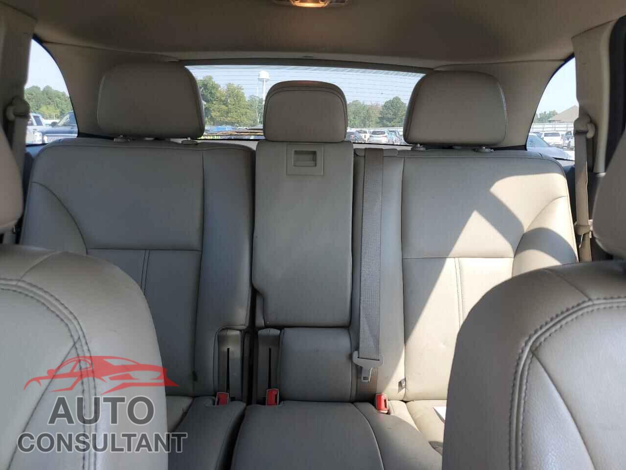 FORD EDGE 2011 - 2FMDK4JC8BBA13457