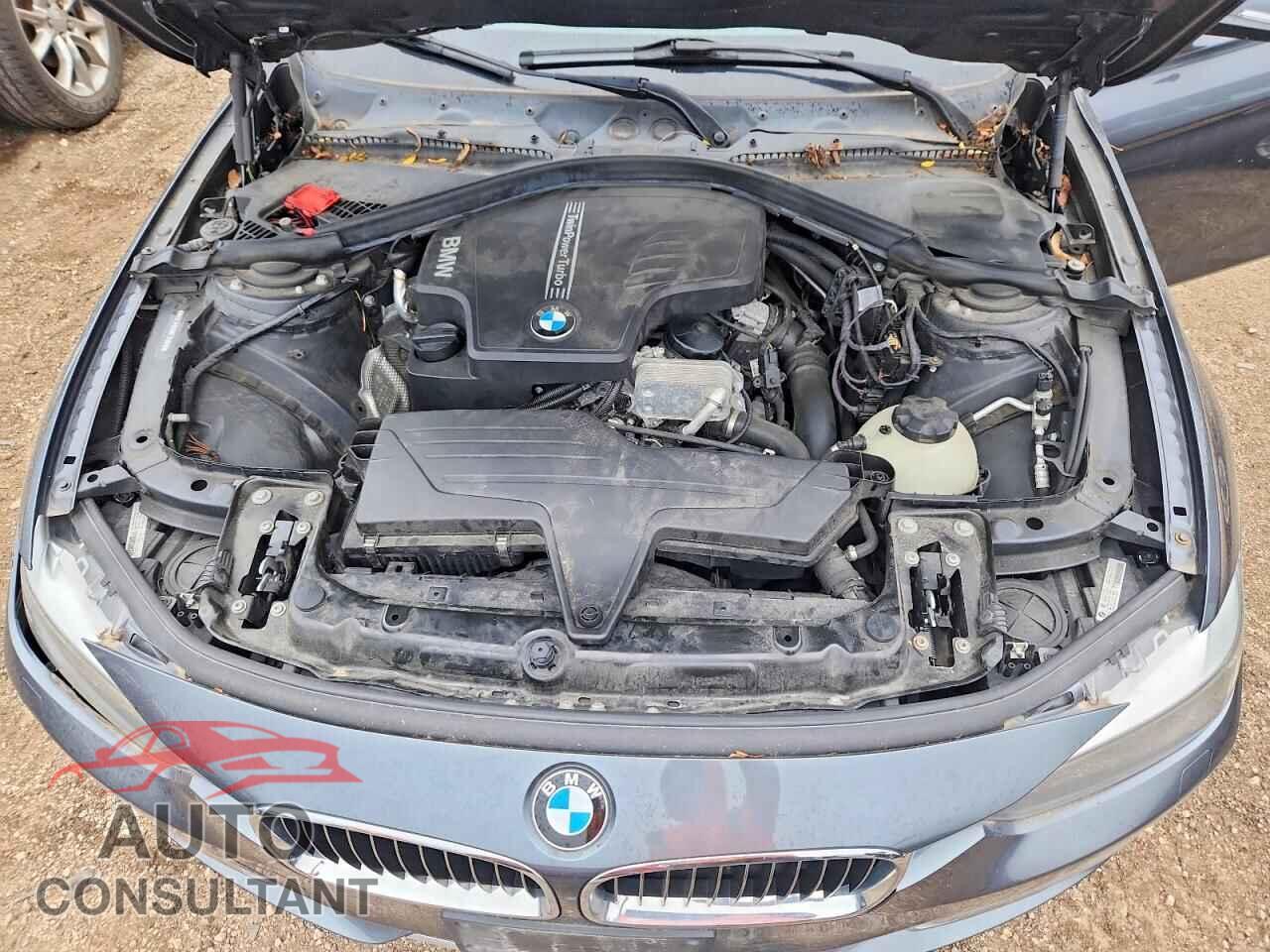 BMW 3 SERIES 2012 - WBA3A5C58CF342616