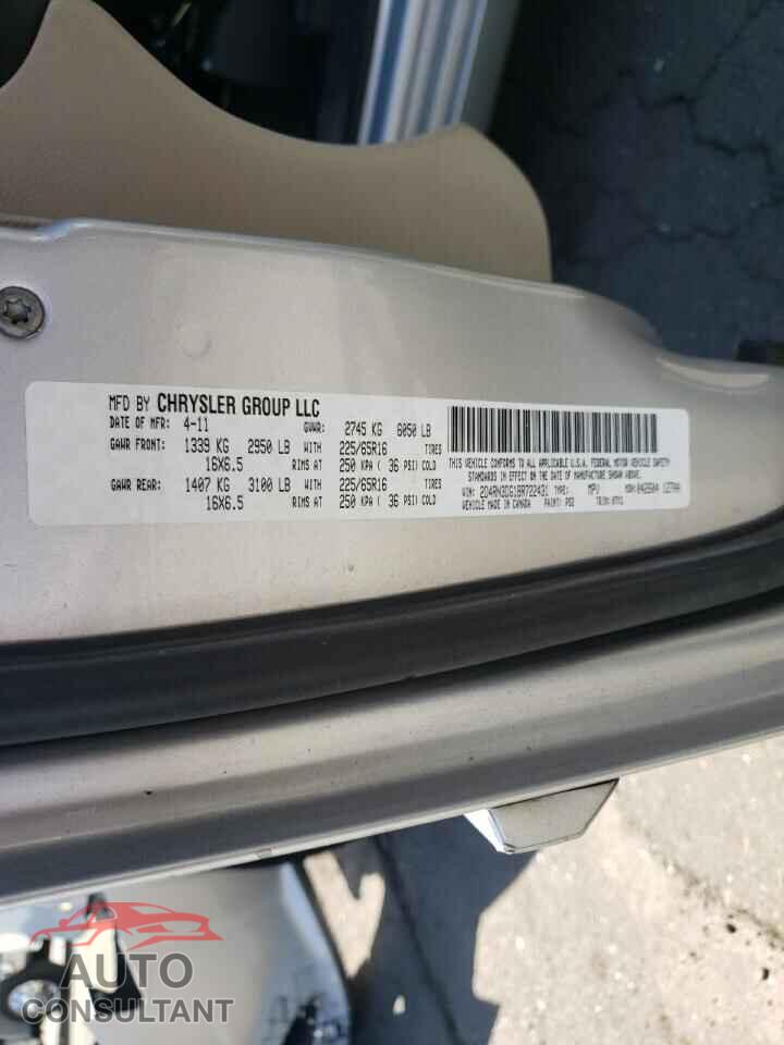 DODGE CARAVAN 2011 - 2D4RN3DG1BR722431