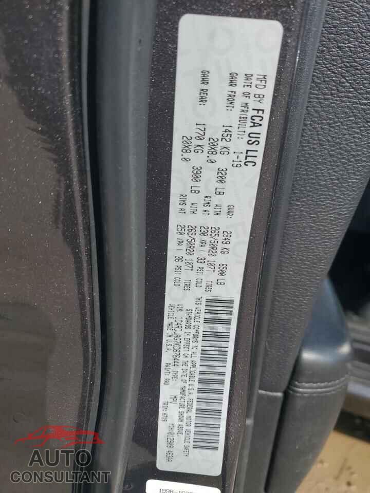 DODGE DURANGO 2019 - 1C4RDJAG7KC676444