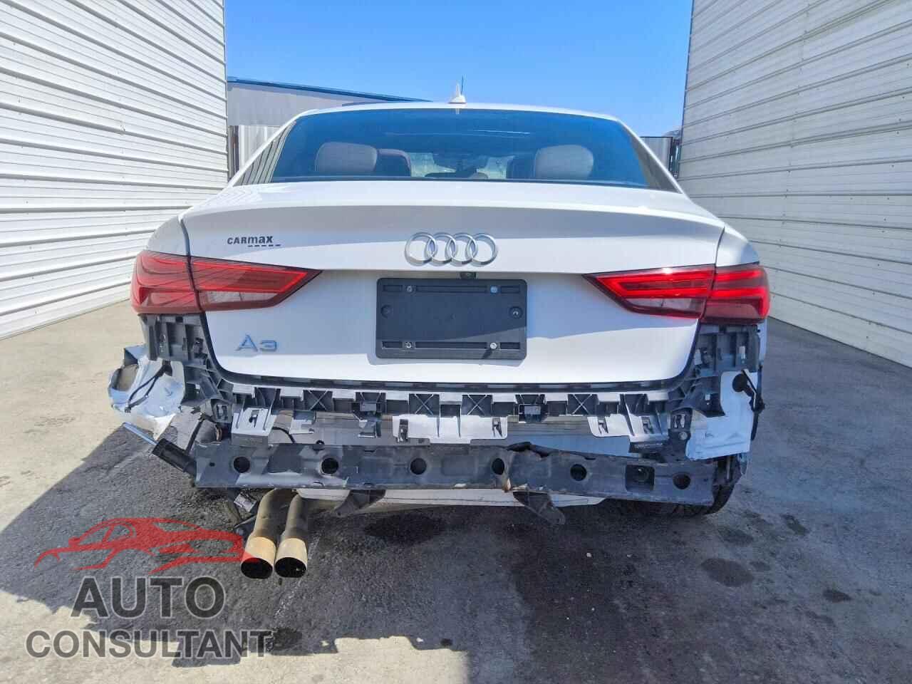 AUDI A3 2018 - WAUAUGFF2J1026962