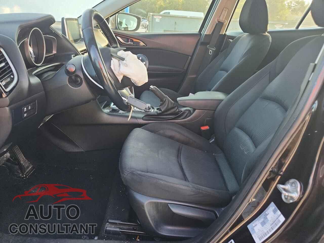 MAZDA 3 2016 - 3MZBM1M76GM324357