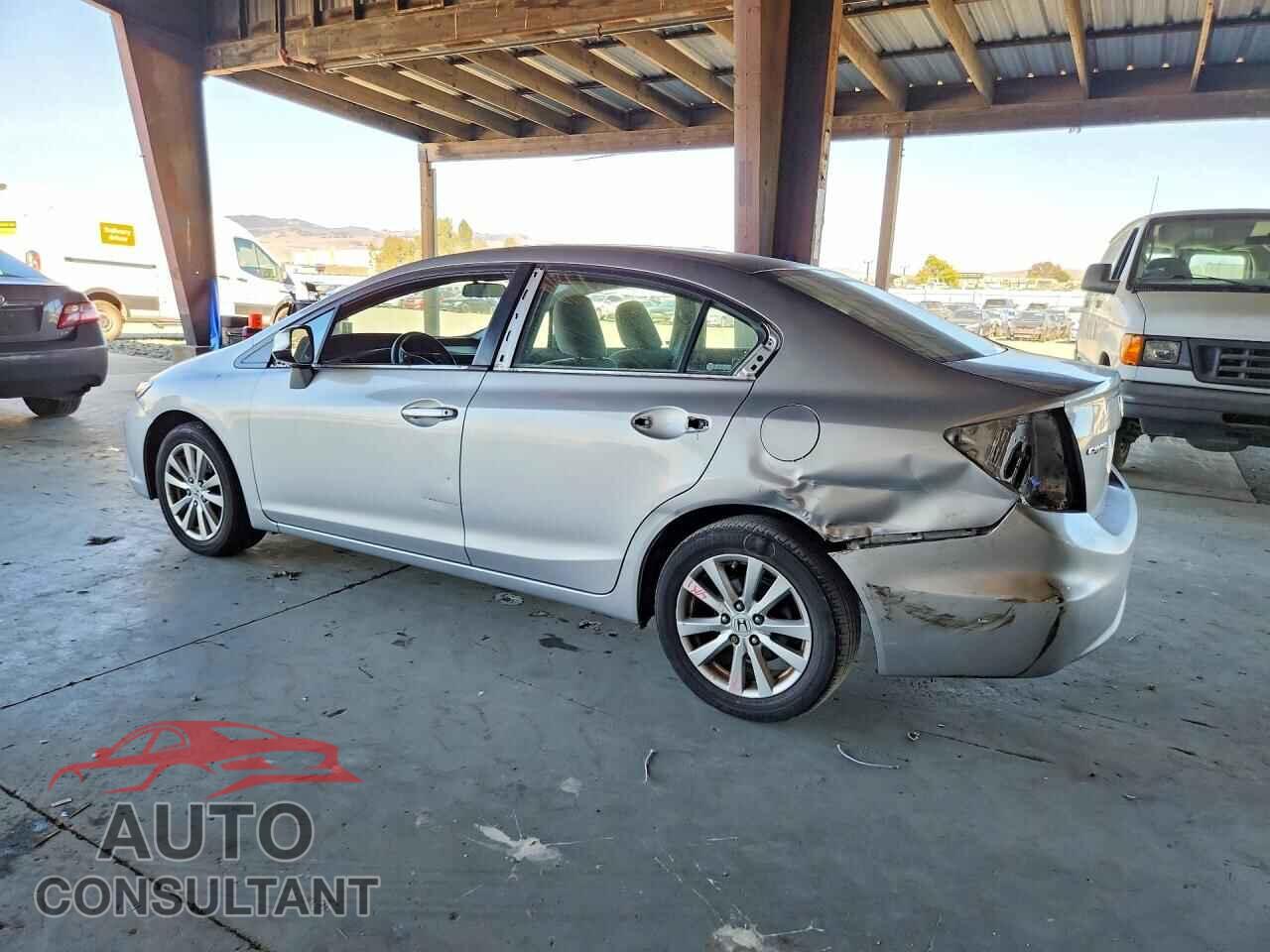 HONDA CIVIC 2012 - 19XFB2F88CE327660