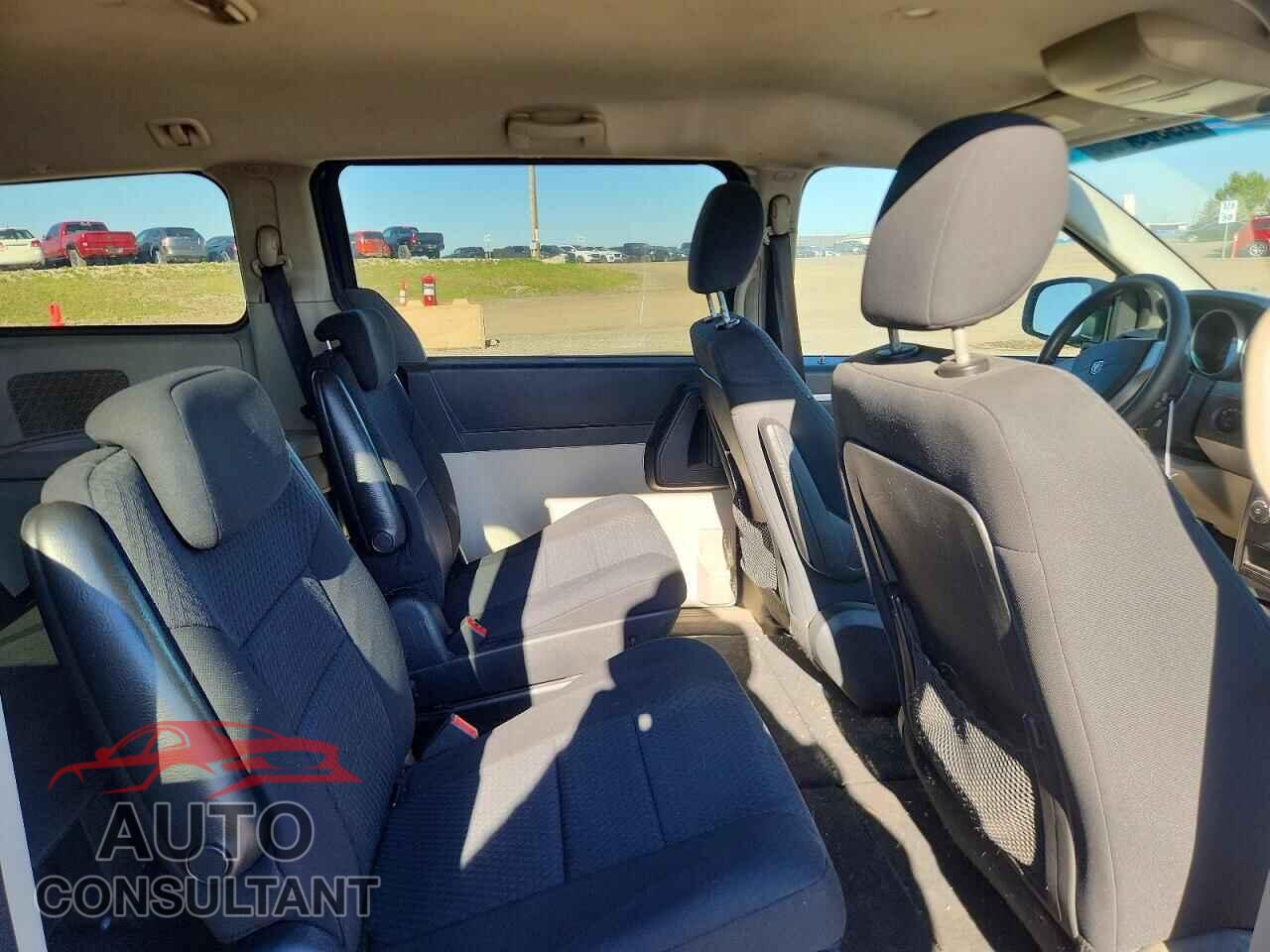 DODGE CARAVAN 2010 - 2D4RN4DE7AR256863