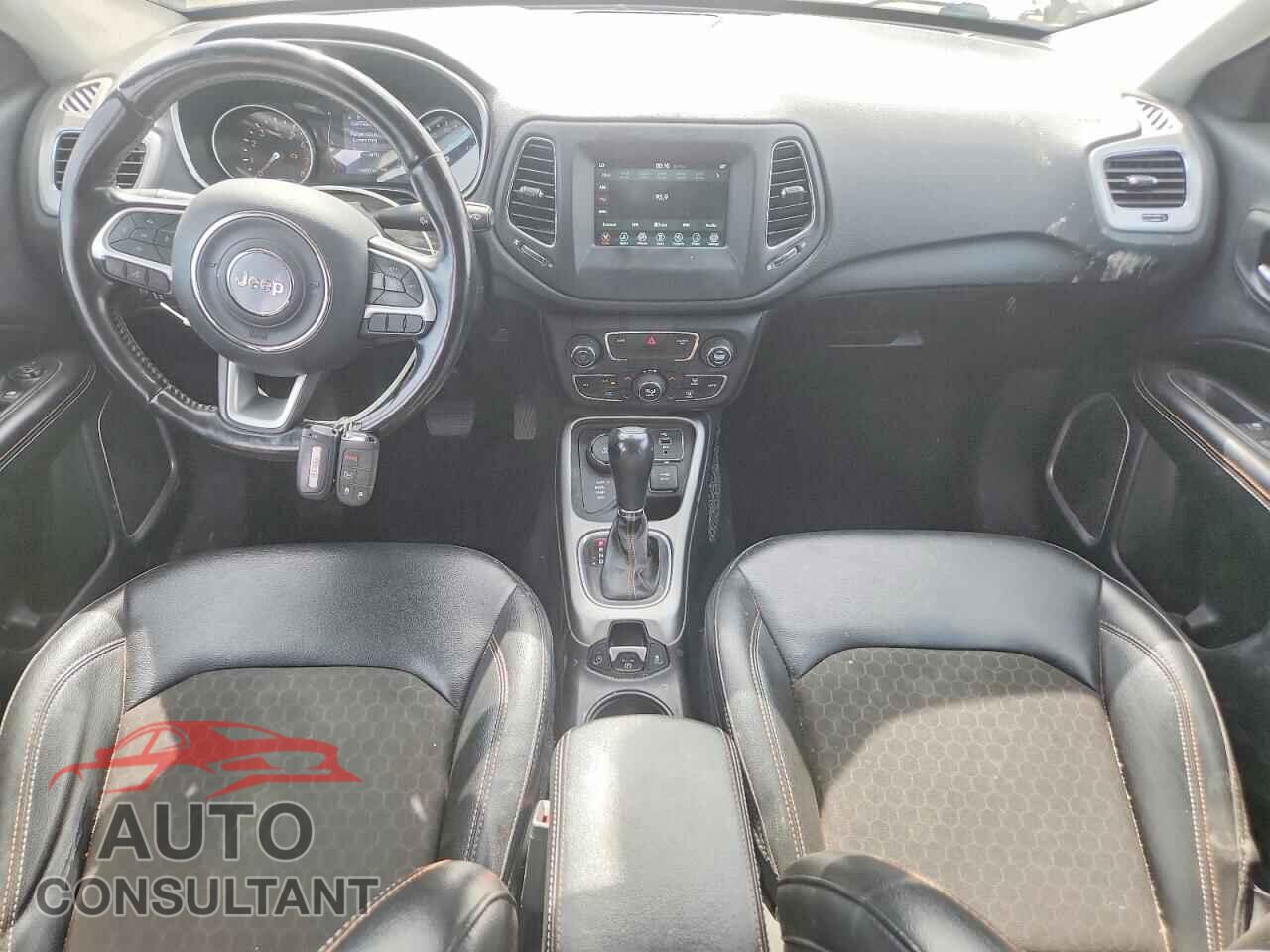 JEEP COMPASS 2020 - 3C4NJDBB2LT137683