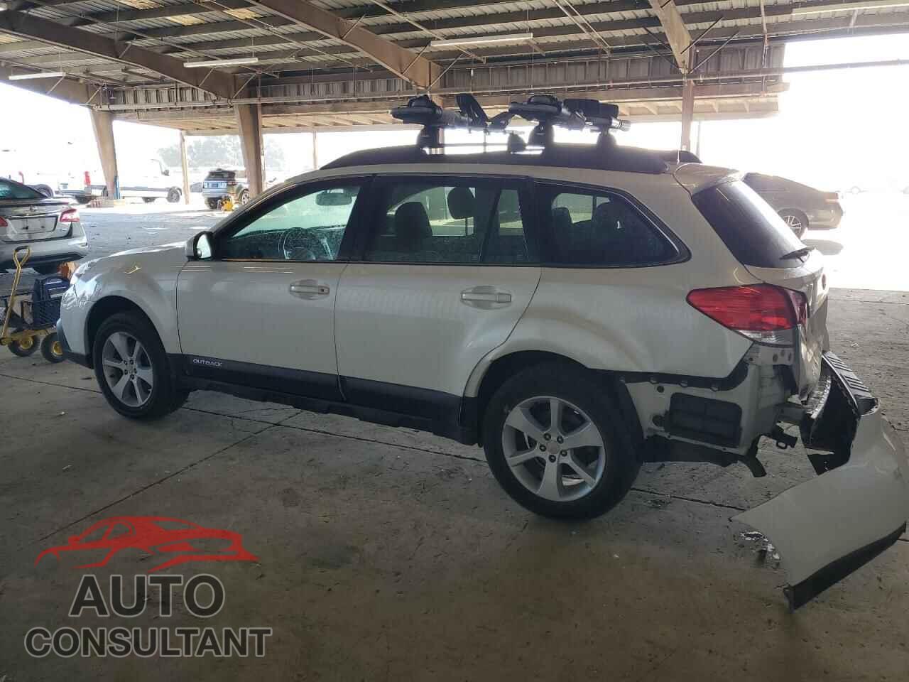SUBARU OUTBACK 2013 - 4S4BRBDC3E3304813