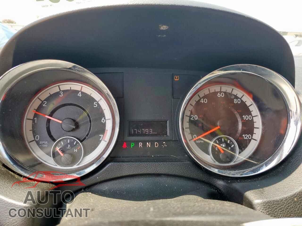 DODGE CARAVAN 2011 - 2D4RN3DG6BR602964