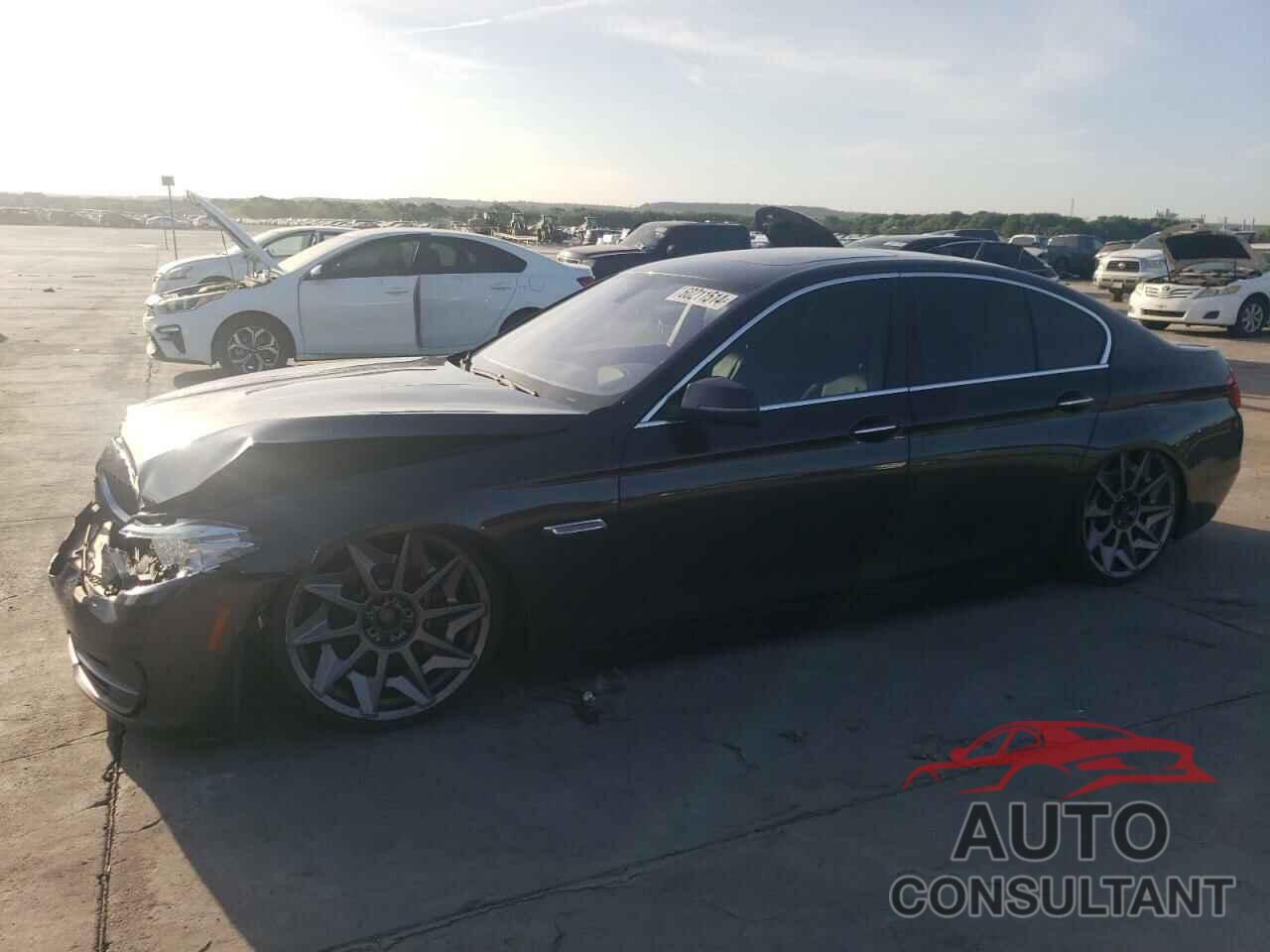 BMW 5 SERIES 2014 - WBAFV3C56EDZ33550