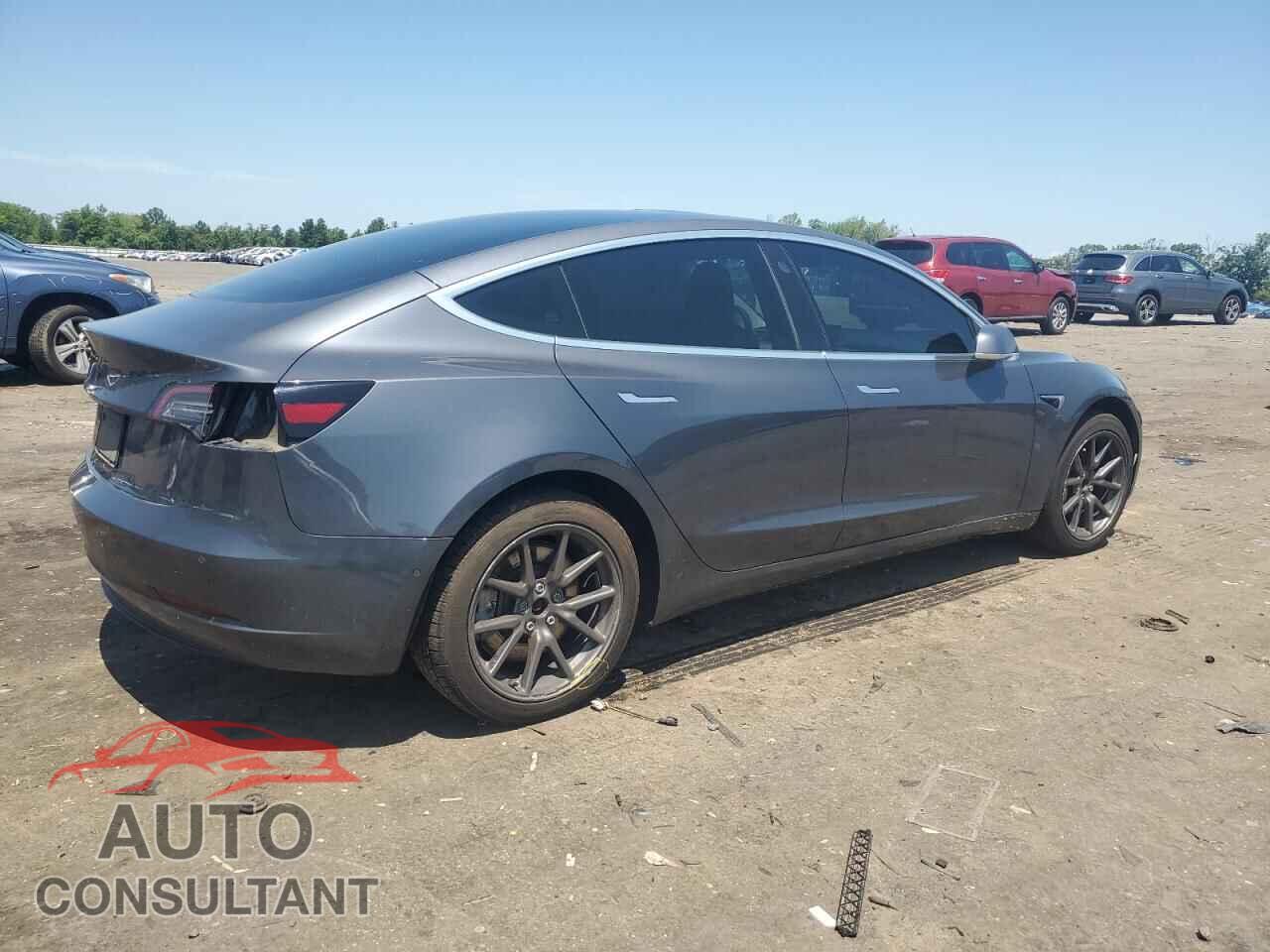 TESLA MODEL 3 2019 - 5YJ3E1EA7KF298654