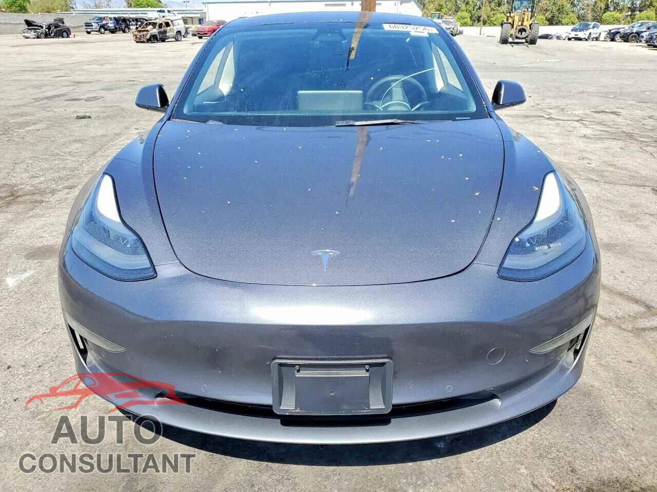 TESLA MODEL 3 2021 - 5YJ3E1EA5MF100205