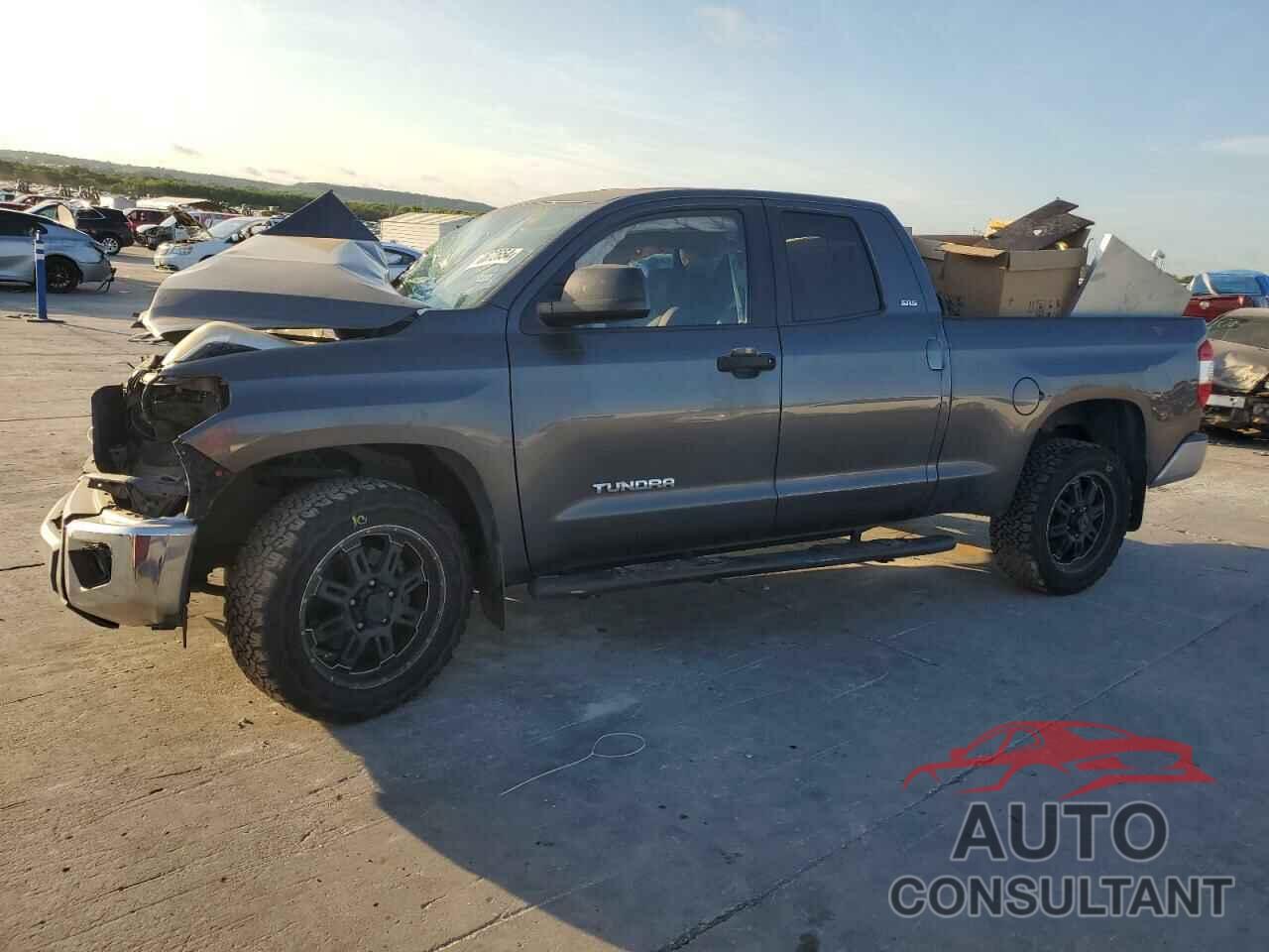 TOYOTA TUNDRA 2016 - 5TFRM5F12GX095347