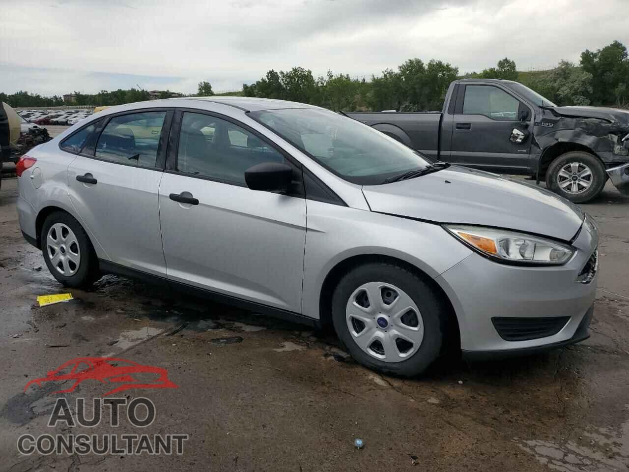 FORD FOCUS 2016 - 1FADP3E26GL347551