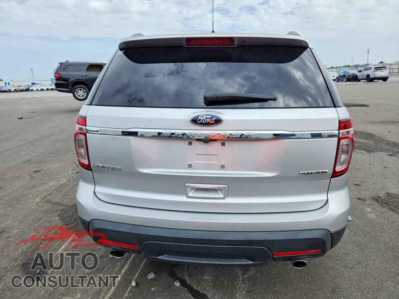 FORD EXPLORER 2015 - 1FM5K7F81FGA04091