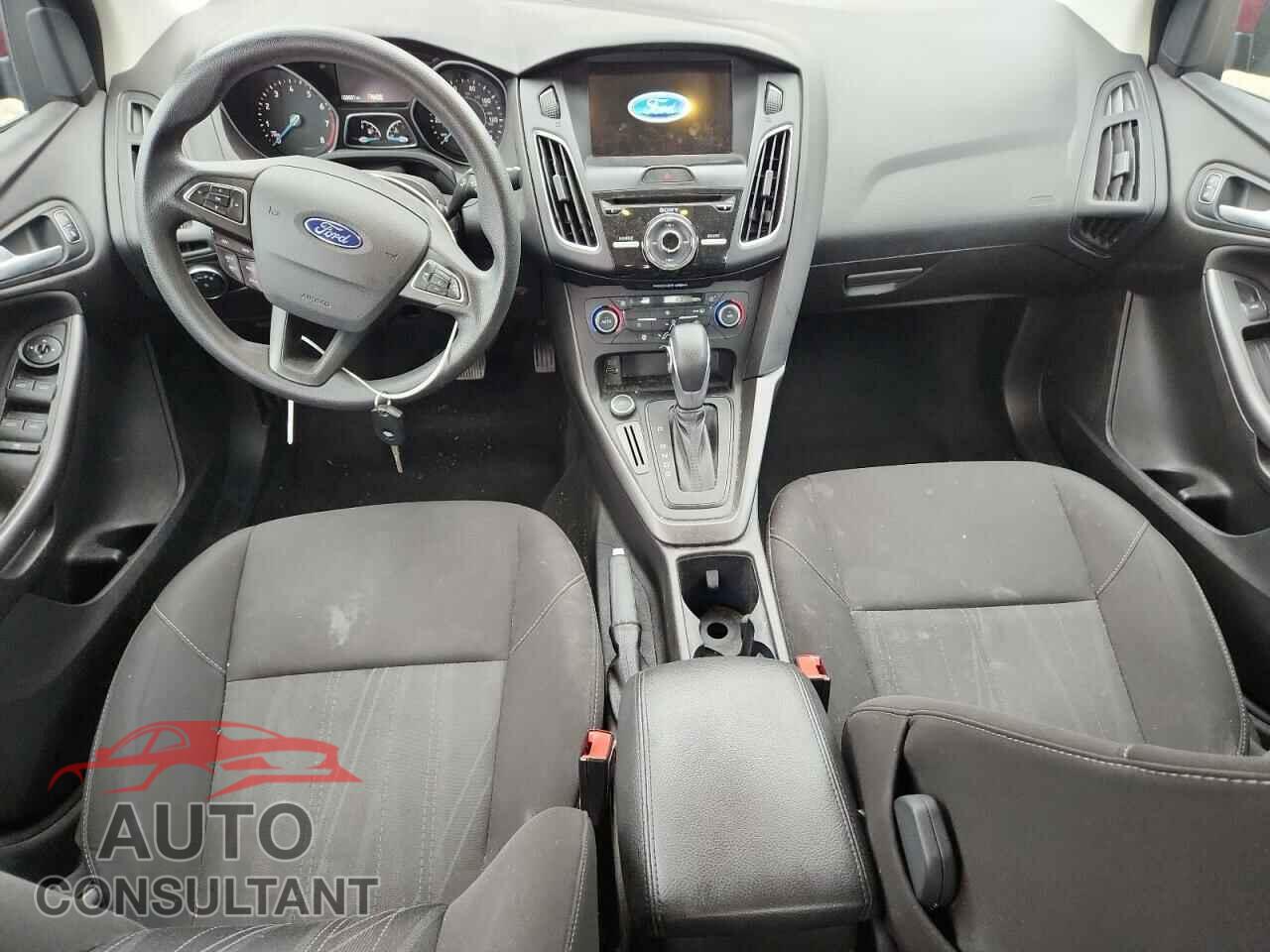 FORD FOCUS 2017 - 1FADP3H25HL324761