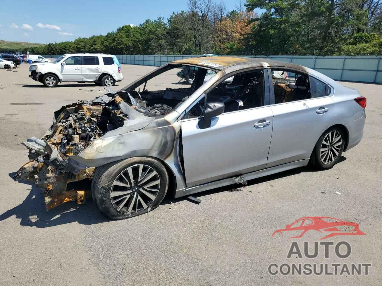 SUBARU LEGACY 2019 - 4S3BNAB61K3035715