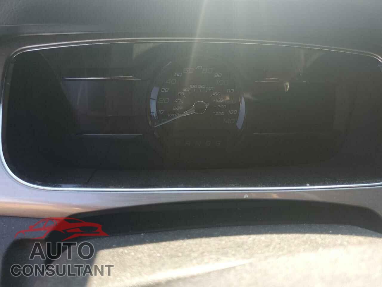 FORD TAURUS 2017 - 1FAHP2E87HG127636
