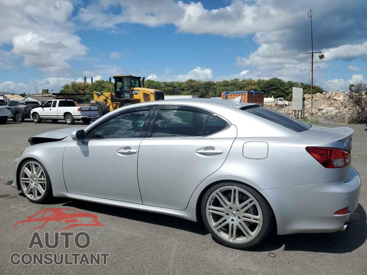 LEXUS IS 2011 - JTHBF5C24B5136296