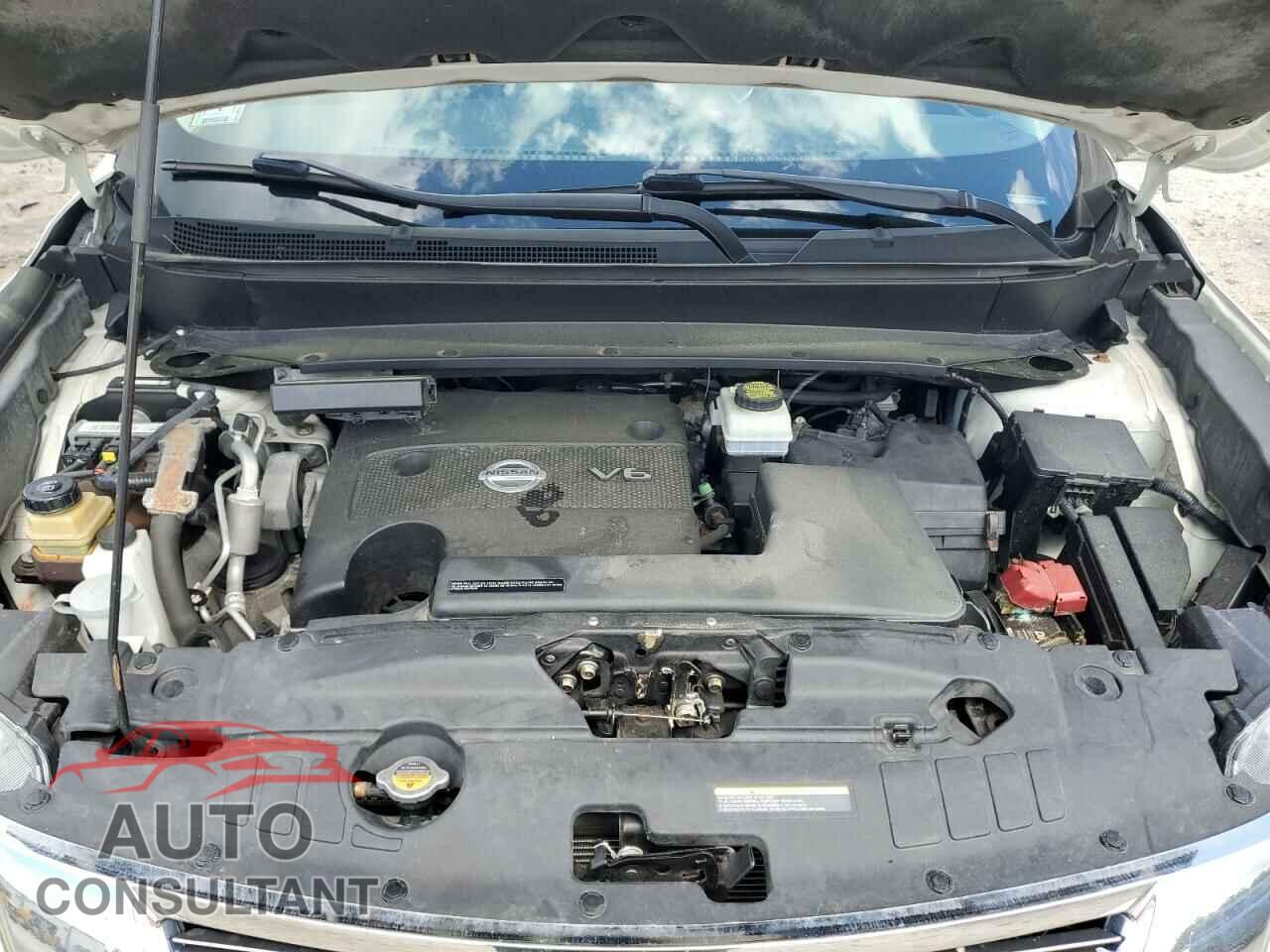 NISSAN PATHFINDER 2016 - 5N1AR2MM0GC620449