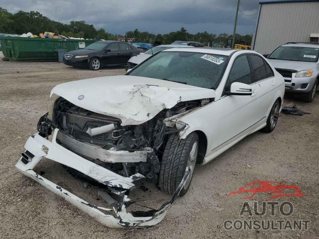 MERCEDES-BENZ C-CLASS 2013 - WDDGF4HBXDR282357