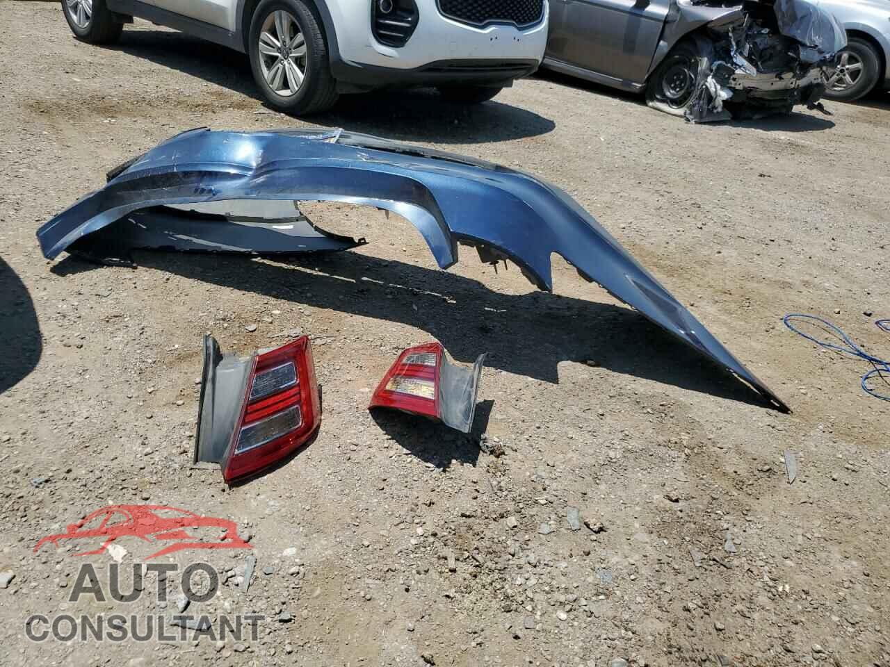 FORD TAURUS 2017 - 1FAHP2D84HG121486