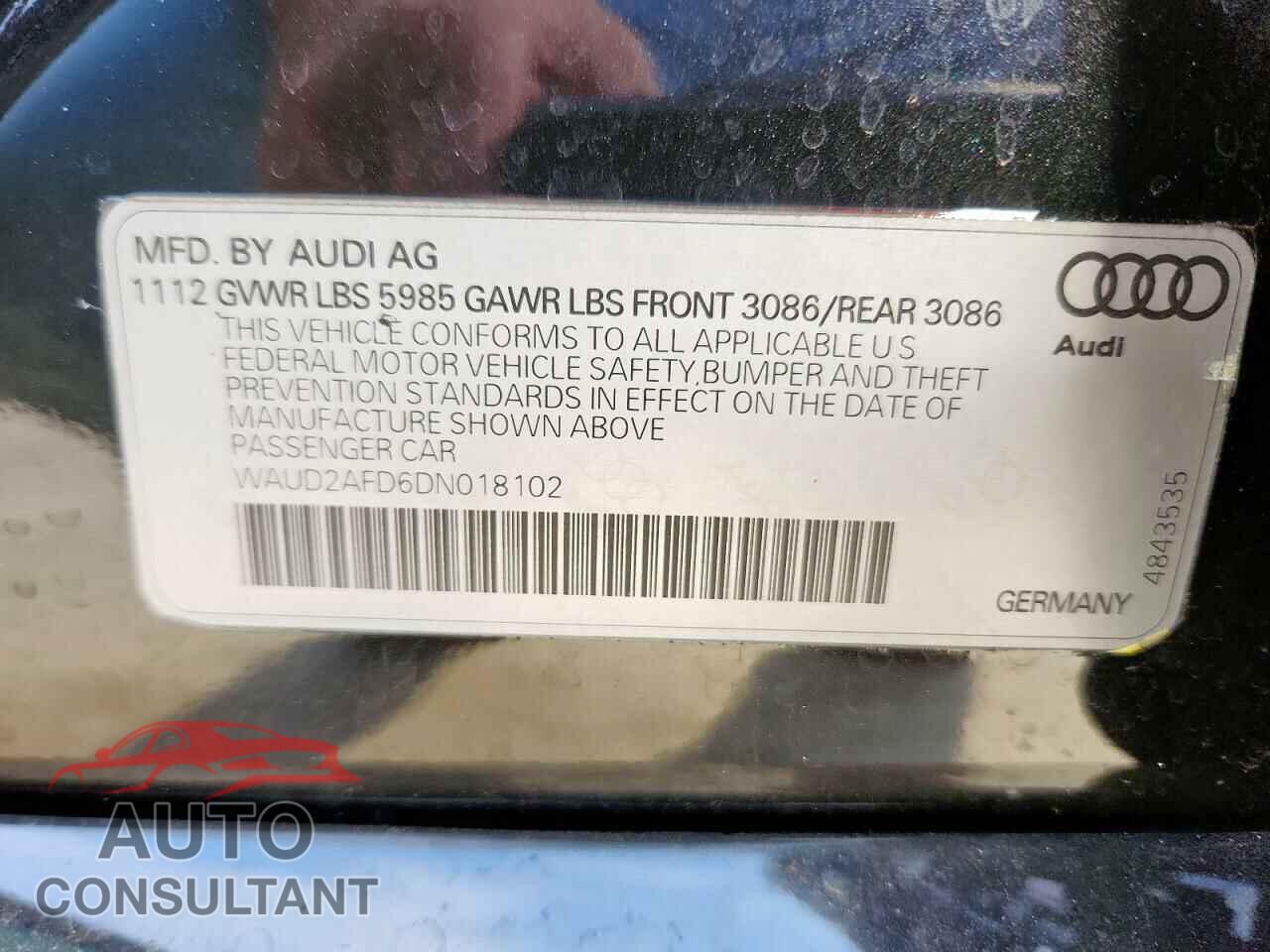 AUDI S8 2013 - WAUD2AFD6DN018102