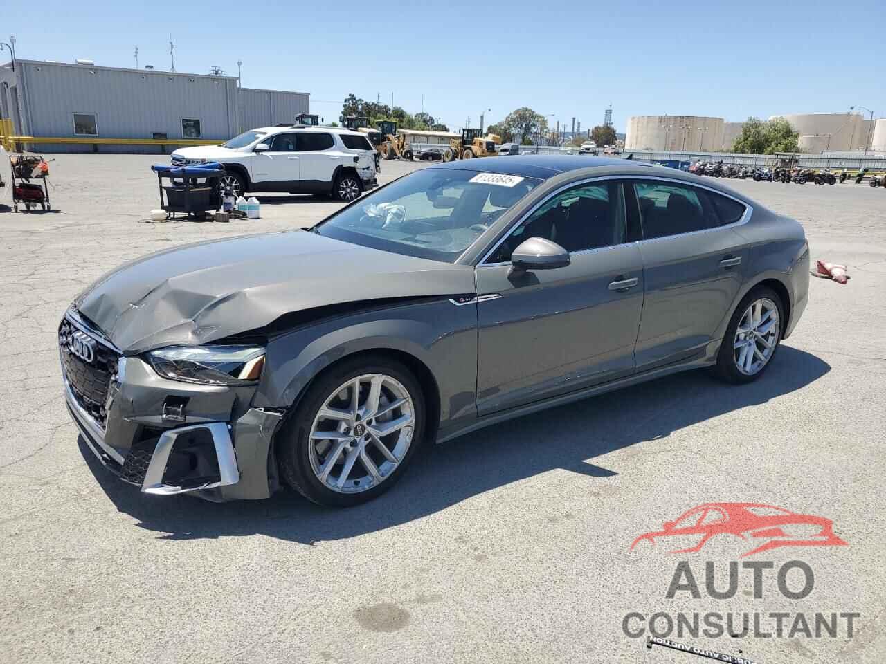 AUDI A5 2023 - WAUEACF55PA042804