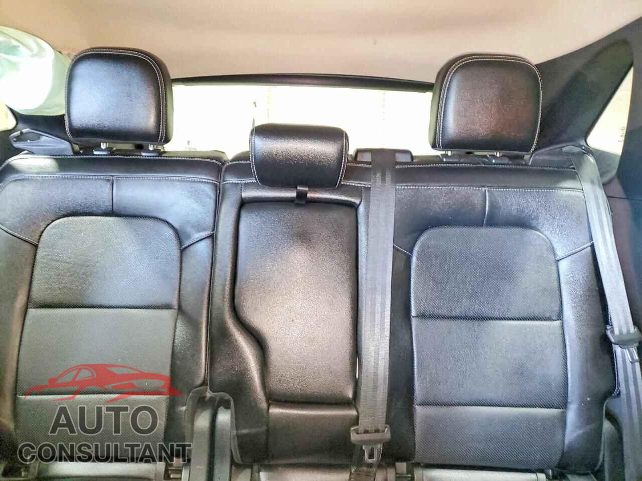 FORD ESCAPE 2020 - 1FMCU9J97LUA80358