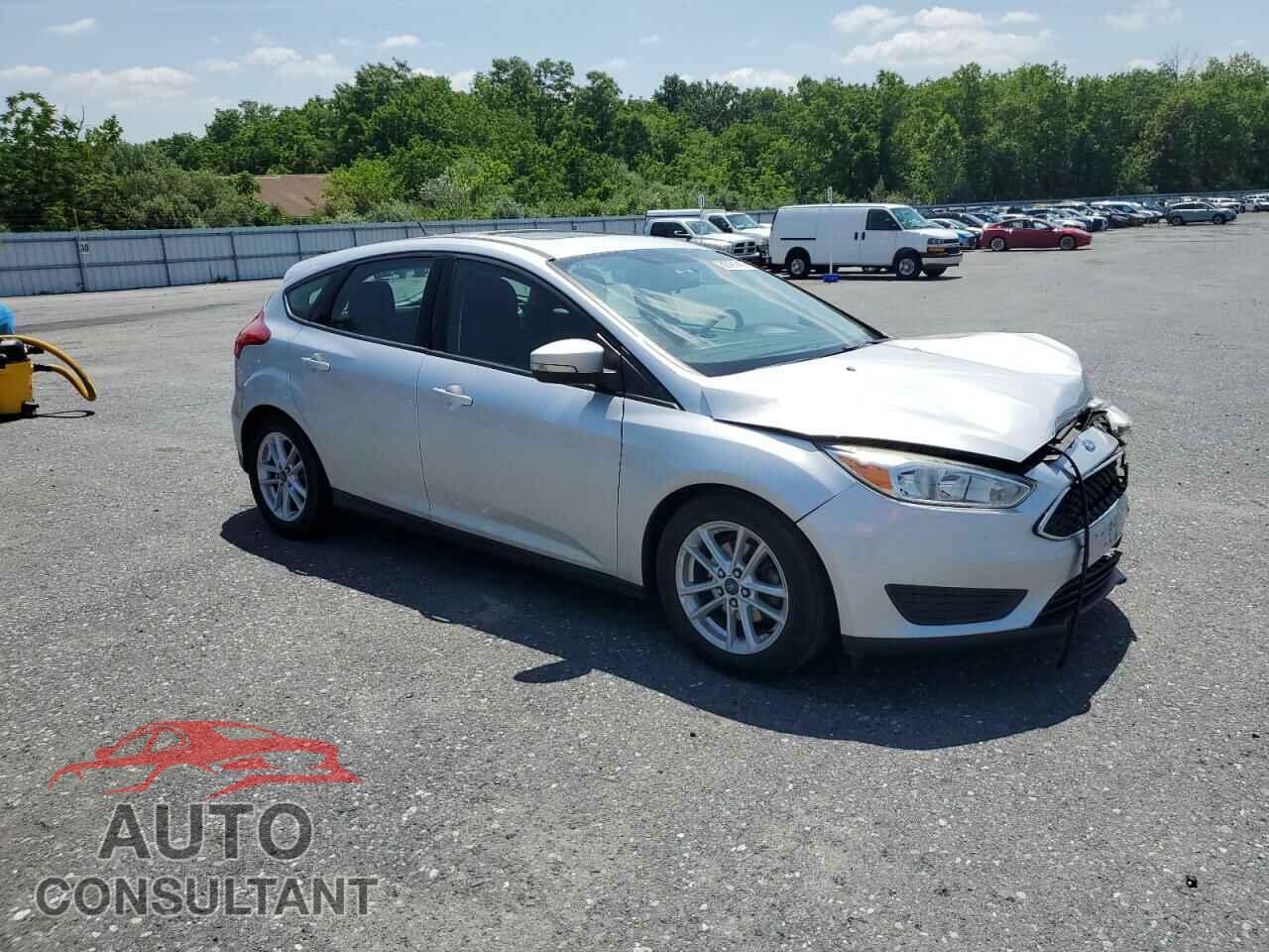 FORD FOCUS 2015 - 1FADP3K22FL243299