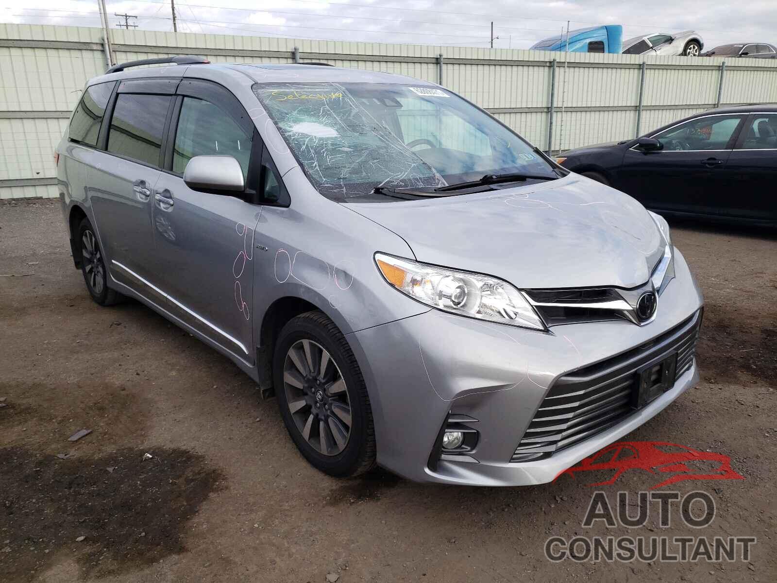 TOYOTA SIENNA 2018 - 5TDDZ3DC1JS206424