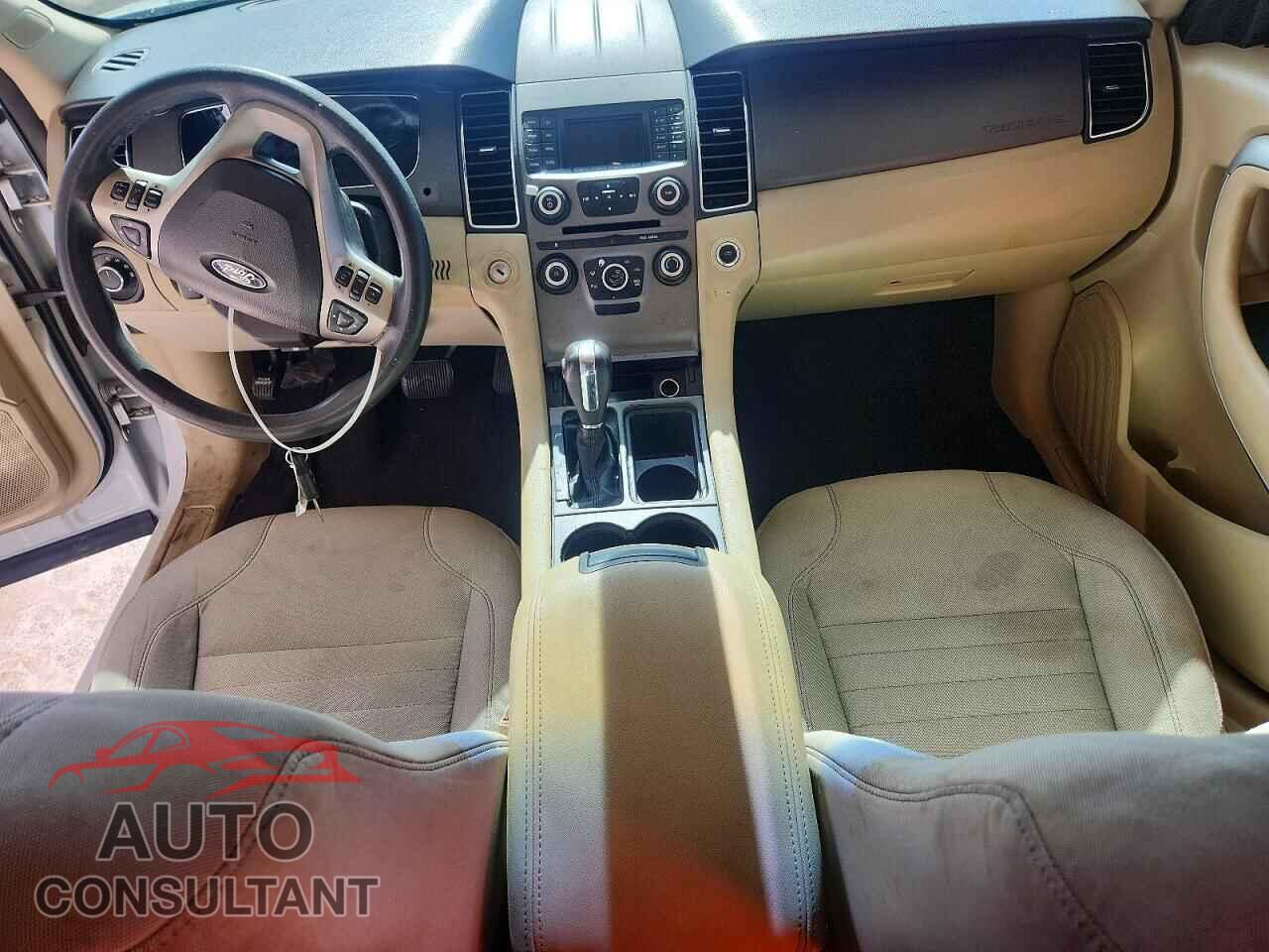FORD TAURUS 2019 - 1FAHP2D8XKG106935