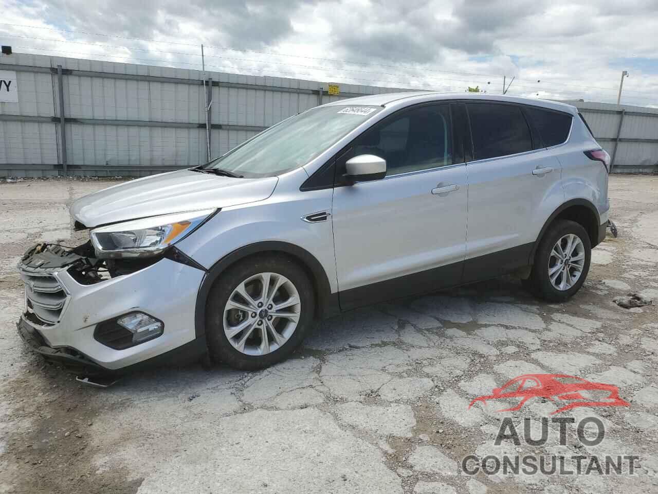 FORD ESCAPE 2017 - 1FMCU9GDXHUD92189