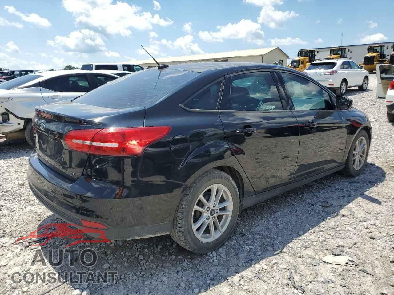 FORD FOCUS 2018 - 1FADP3F22JL265175