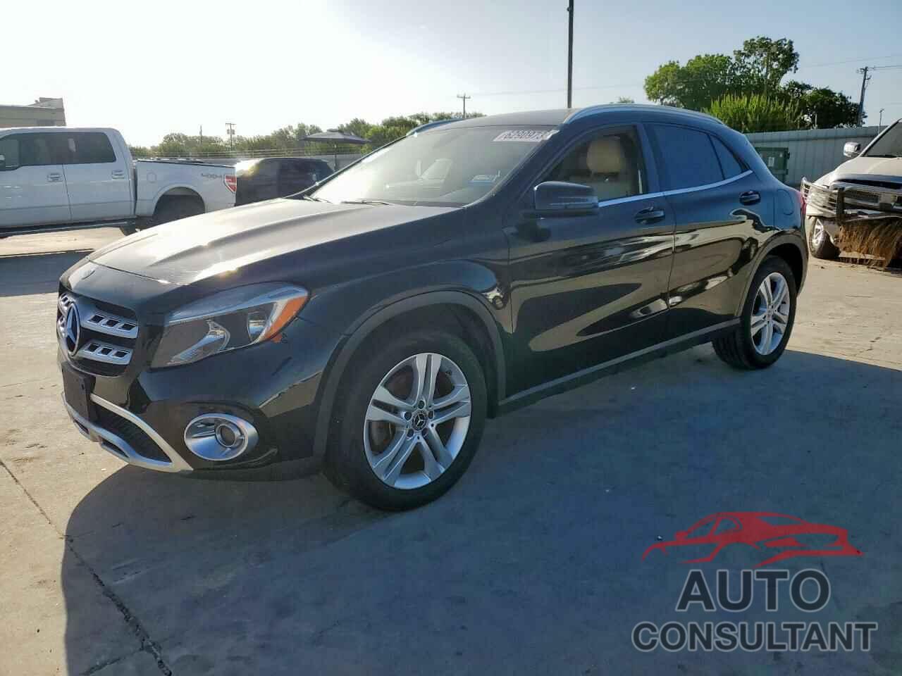 MERCEDES-BENZ GLA-CLASS 2018 - WDCTG4EB2JJ494278