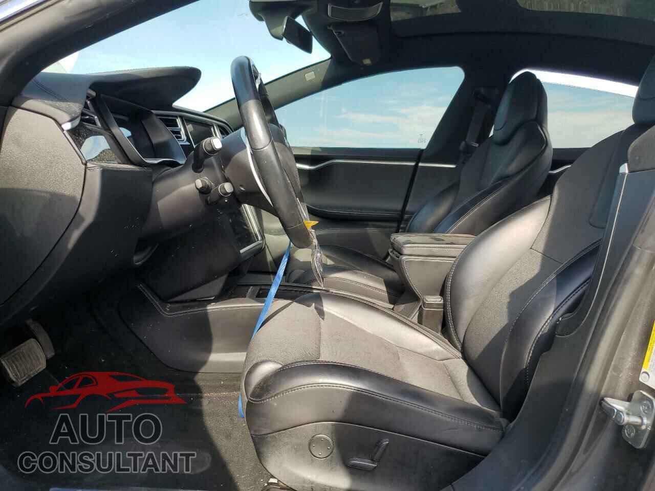 TESLA MODEL S 2018 - 5YJSA1E27JF240011