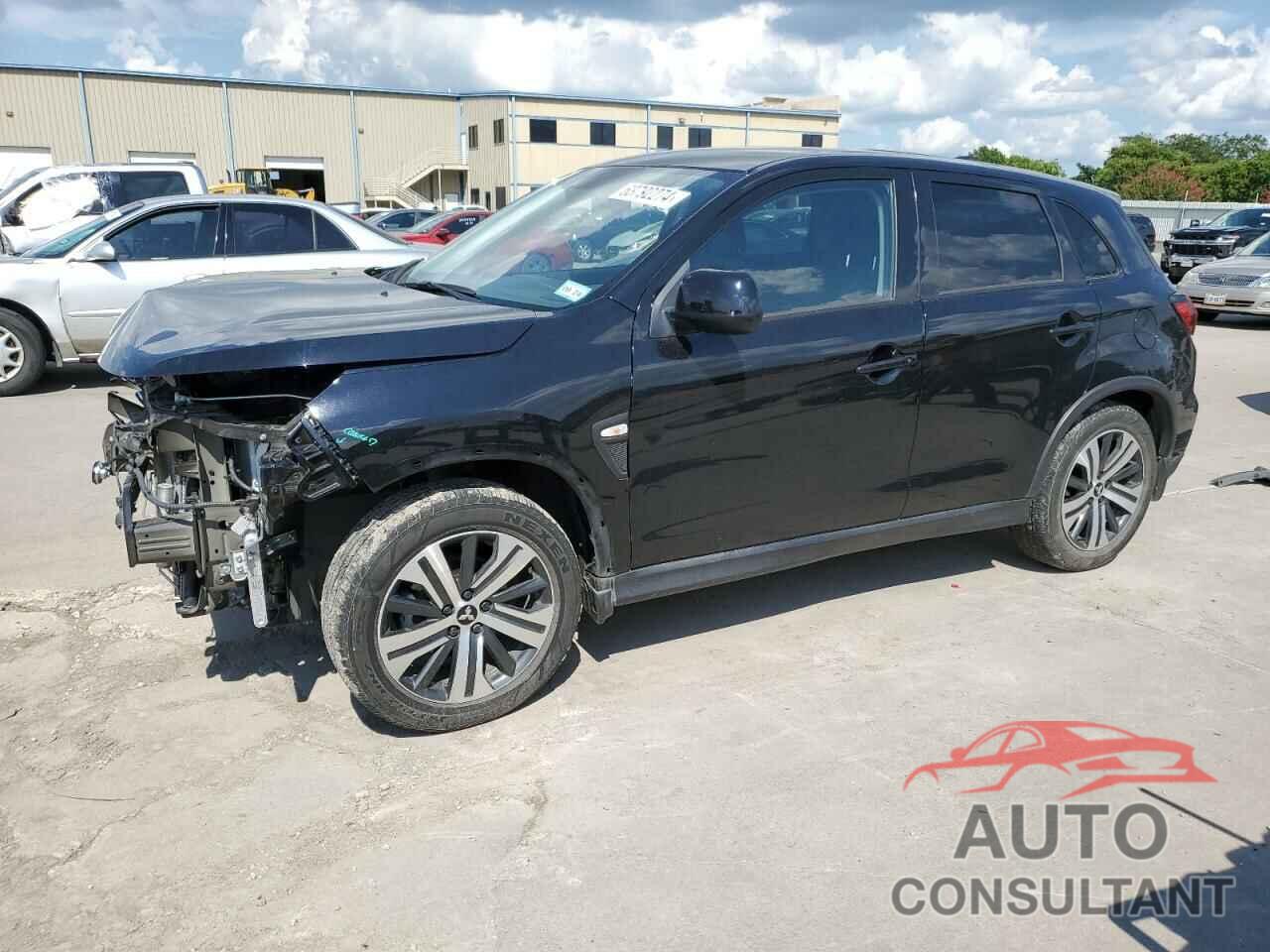 MITSUBISHI OUTLANDER 2022 - JA4APUAU8NU017695