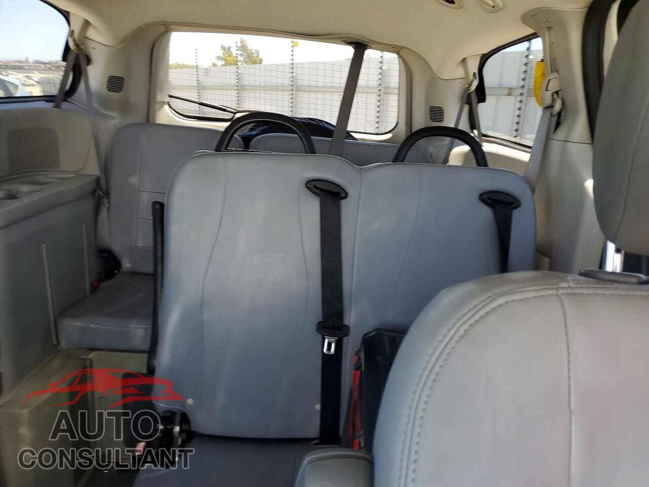 DODGE CARAVAN 2010 - 2D4RN4DEXAR455020