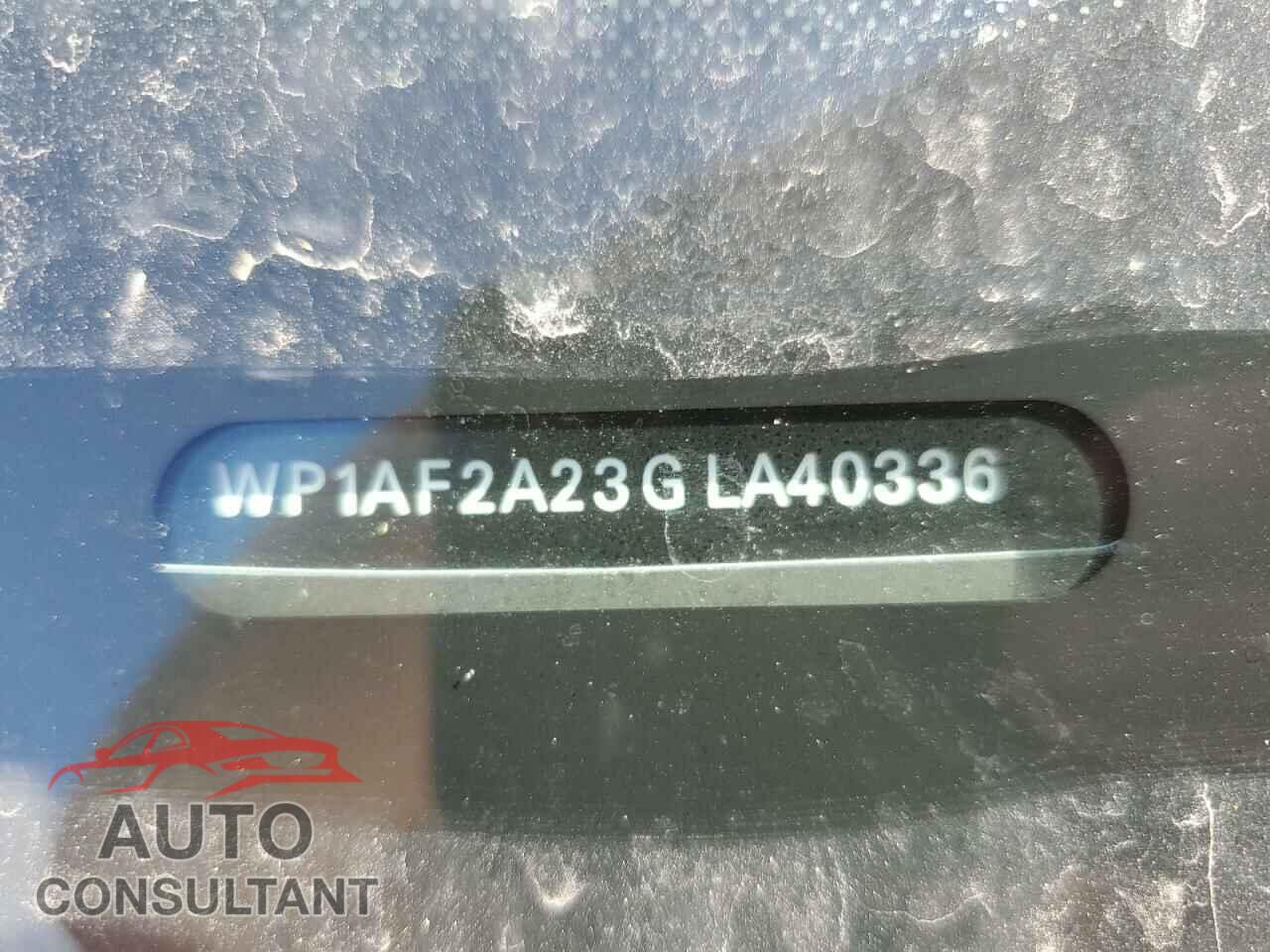PORSCHE CAYENNE 2016 - WP1AF2A23GLA40336