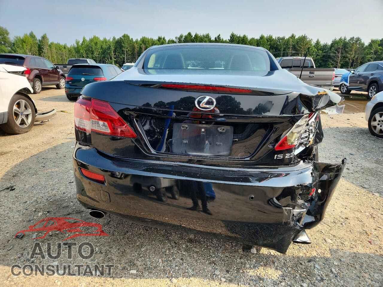 LEXUS IS 2012 - JTHFF2C21C2526193