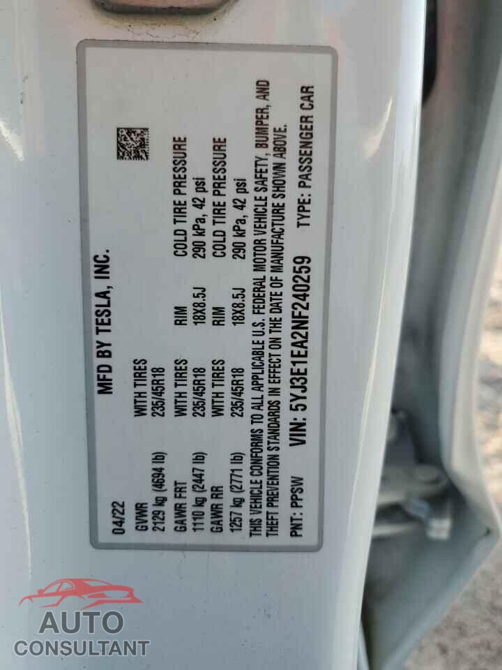 TESLA MODEL 3 2022 - 5YJ3E1EA2NF240259