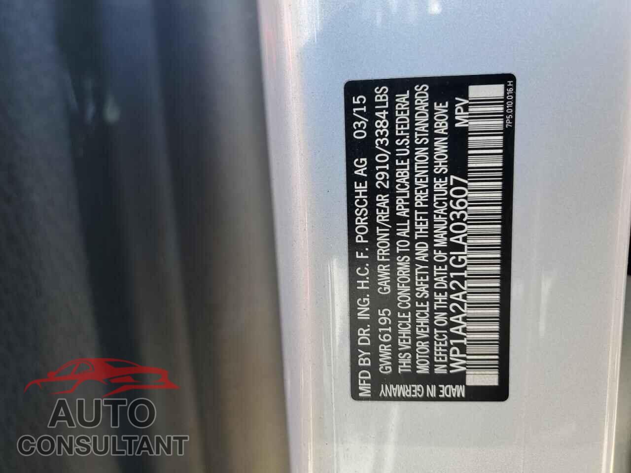 PORSCHE CAYENNE 2016 - WP1AA2A21GLA03607