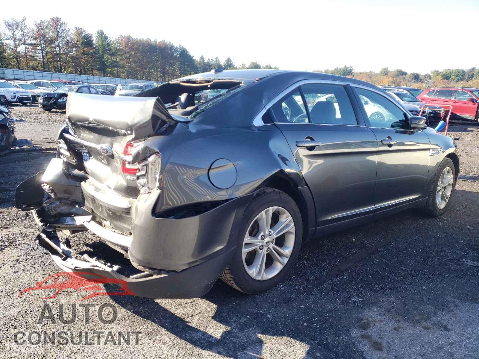 FORD TAURUS 2016 - 1FAHP2E82GG144164