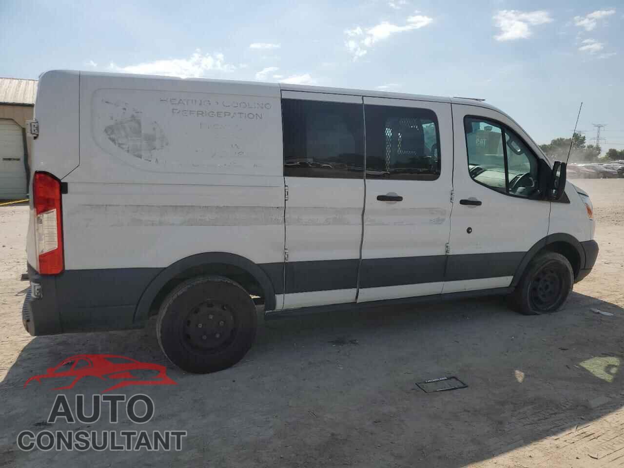 FORD TRANSIT 2017 - 1FTYR1ZM1HKB10351