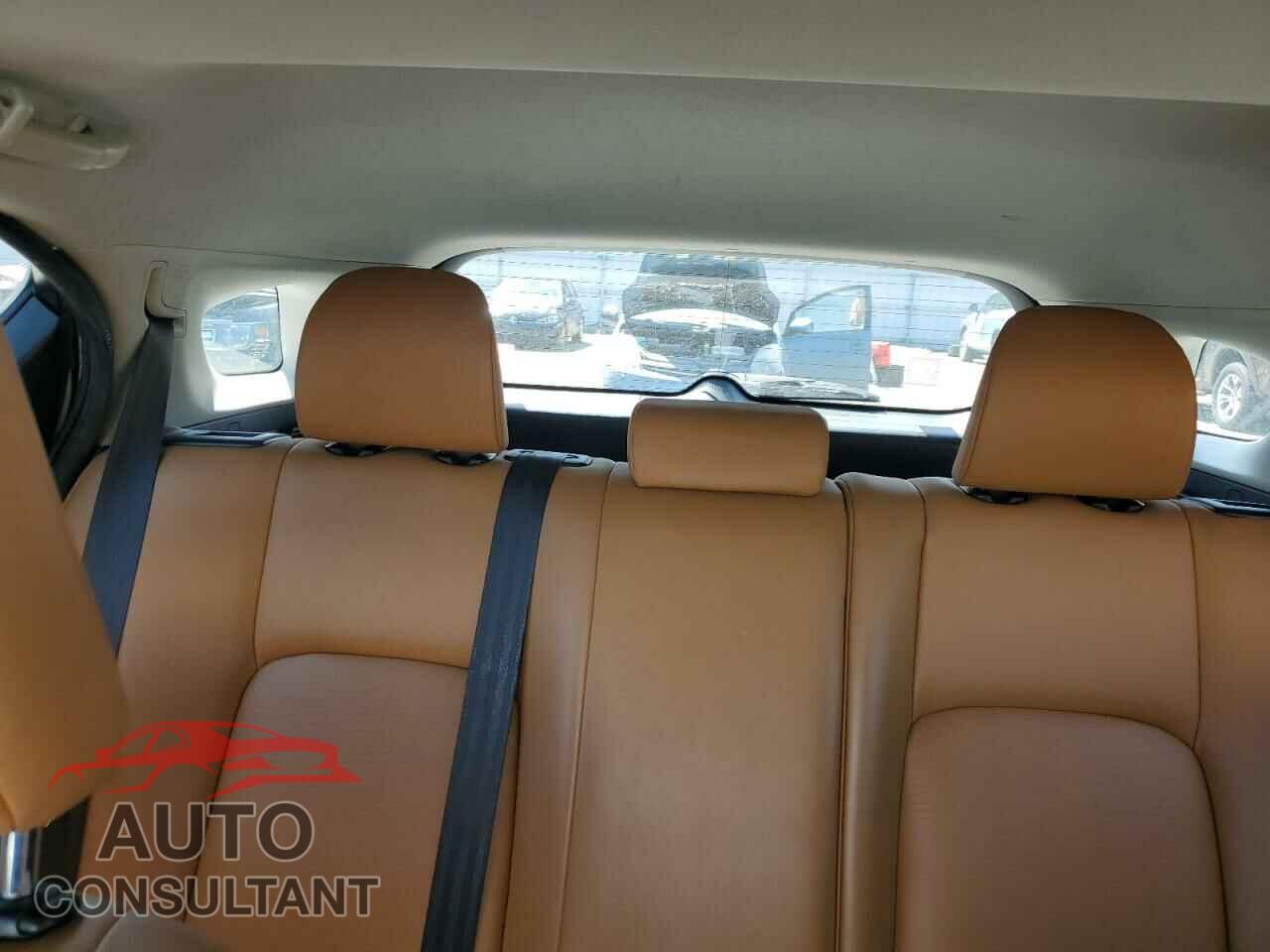 LEXUS CT 200 2012 - JTHKD5BH5C2060246