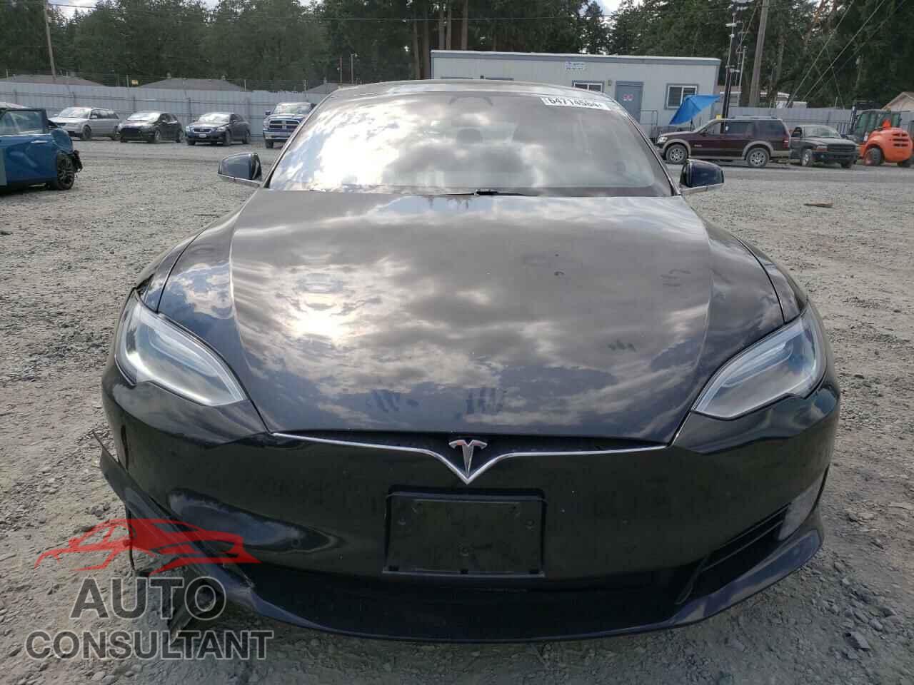 TESLA MODEL S 2017 - 5YJSA1E15HF209700