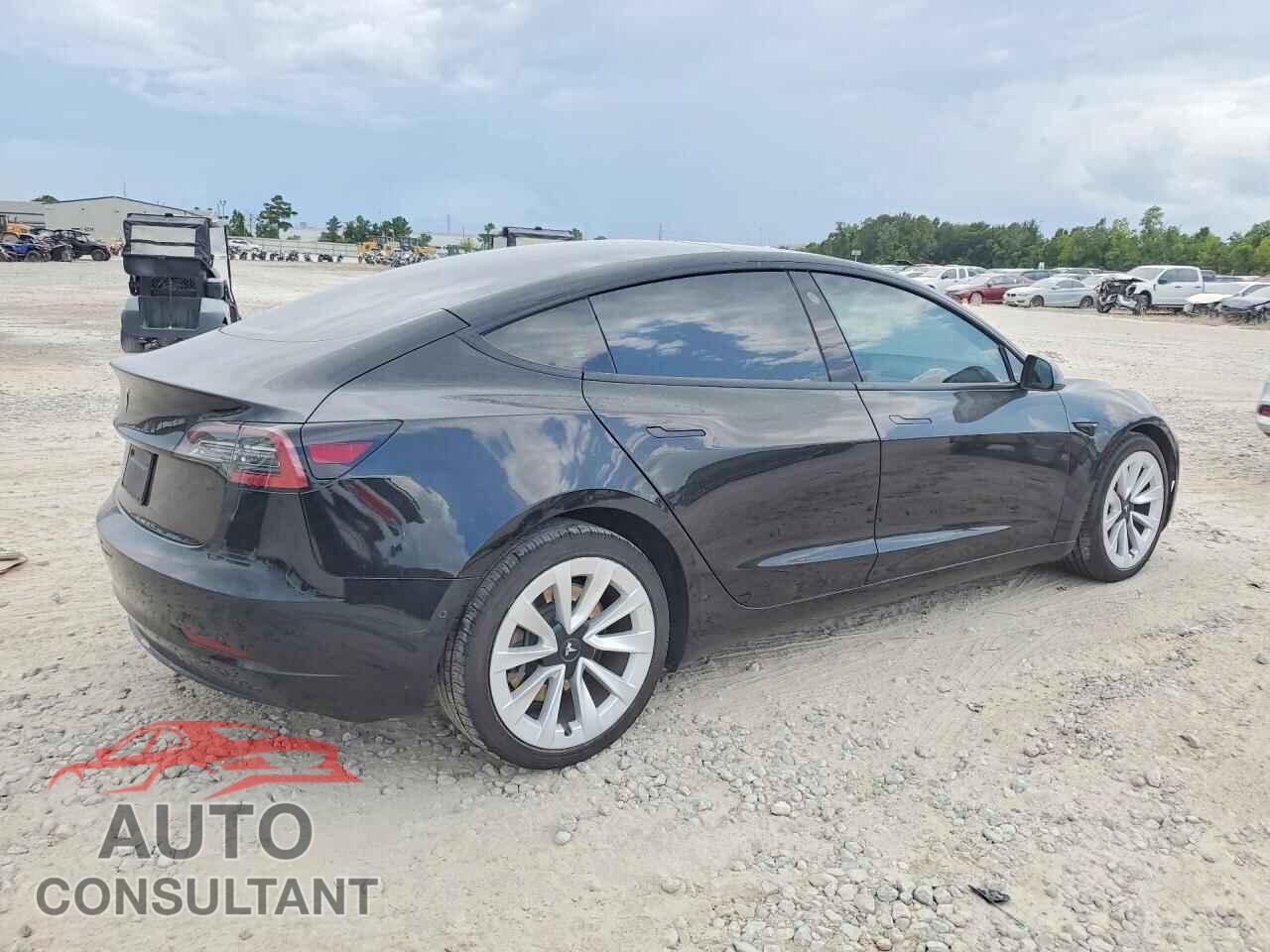 TESLA MODEL 3 2021 - 5YJ3E1EB2MF050470