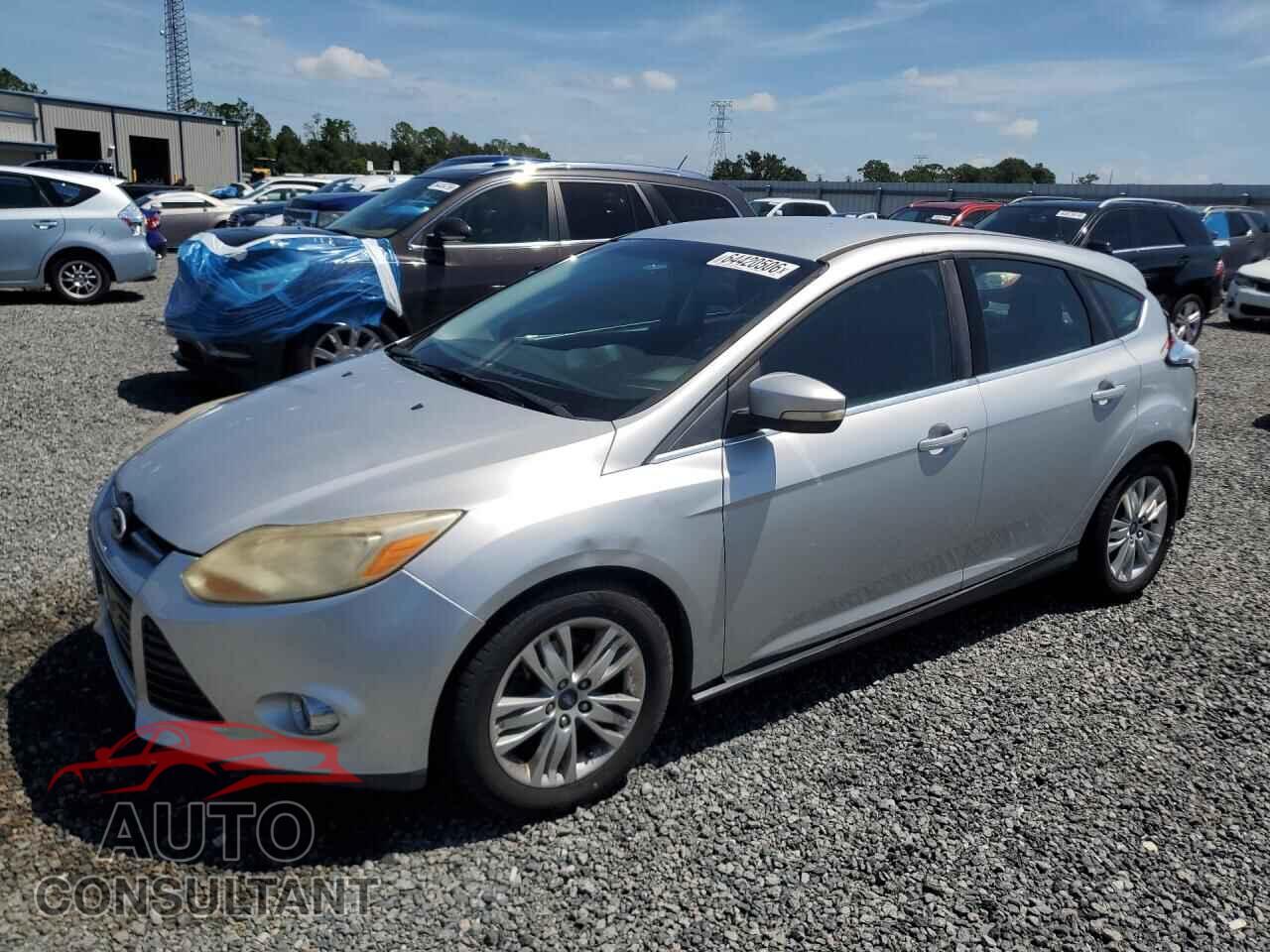 FORD FOCUS 2012 - 1FAHP3M2XCL405092